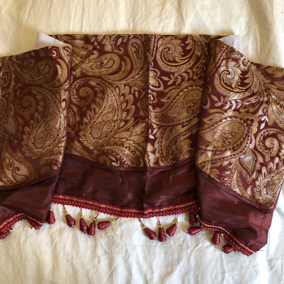 Window Valance with tassels - New! - Picture 7 of 15